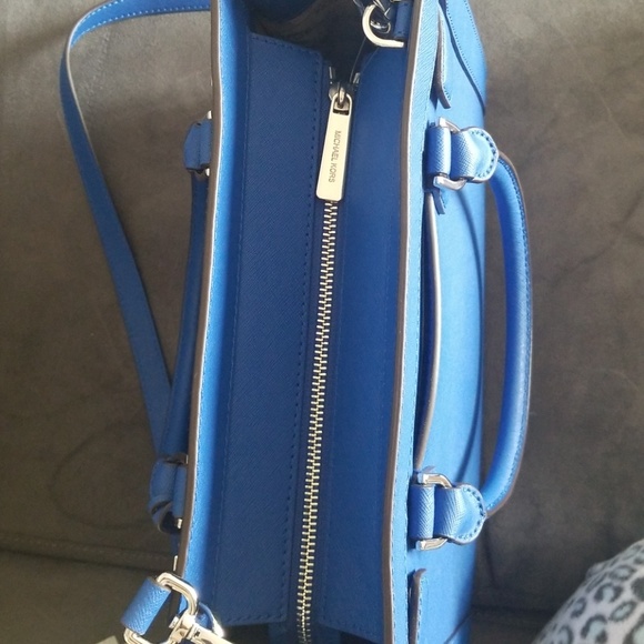 Michael Kors Electric Blue Dillon TZ MD EW Satchel - Picture 4 of 6